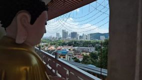 Kliknij i zobacz foto budda-ucho.webp w powiększeniu