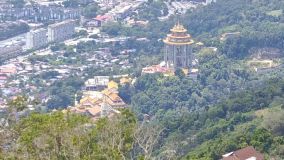 Kliknij i zobacz foto widok-penang-hill.webp w powiększeniu