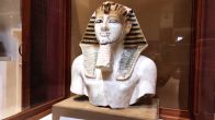 Kliknij i zobacz foto faraon-totmes-3.jpg w powiększeniu