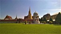 Kliknij i zobacz foto Wat-Phra-01.jpg w powiększeniu