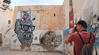 Kliknij i zobacz foto houmt-souk-mural-wojtek.jpg w powiększeniu