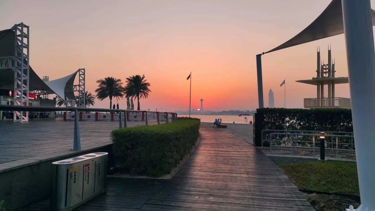 corniche zachod