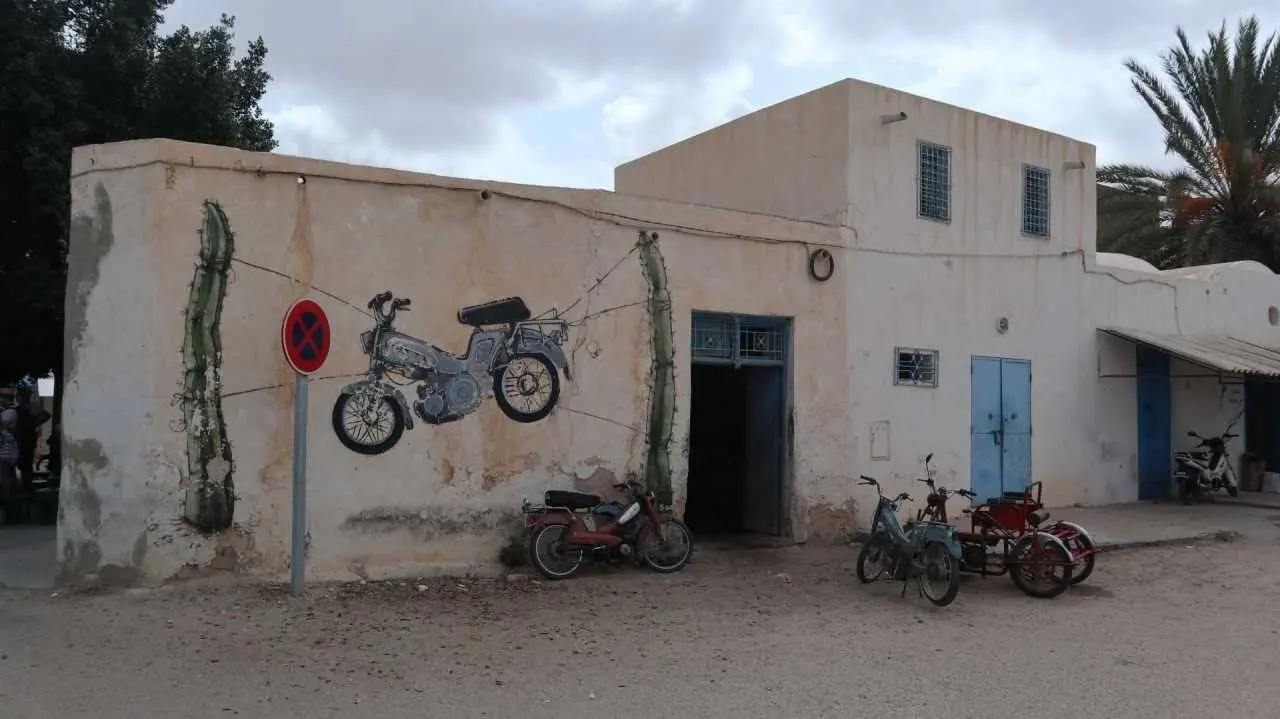 djerbahood motorek