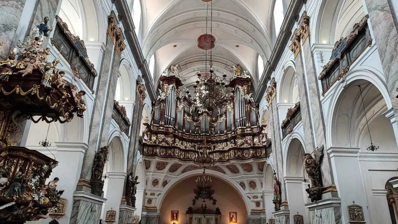 kosciol organy