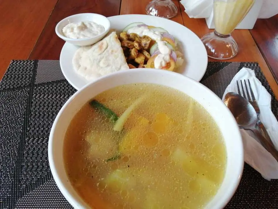 lafamilia tinola wojtek