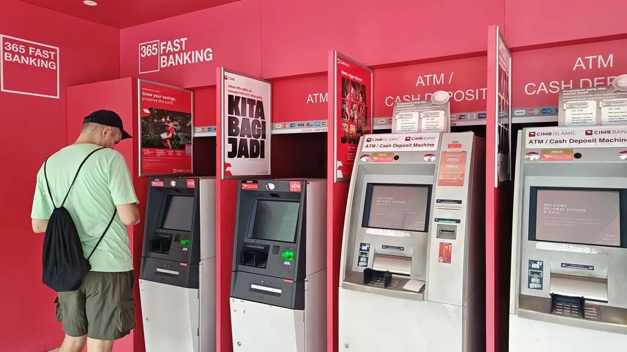 malay cimb banks