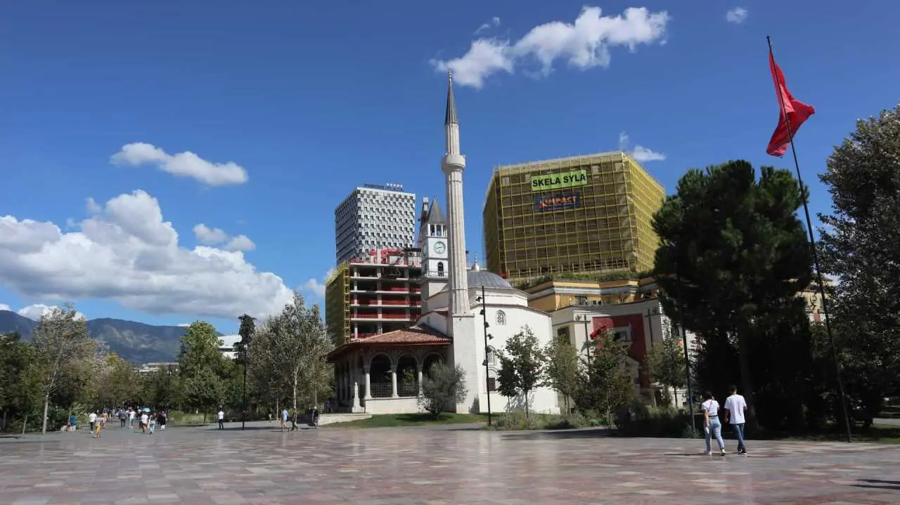 meczet zabudowany