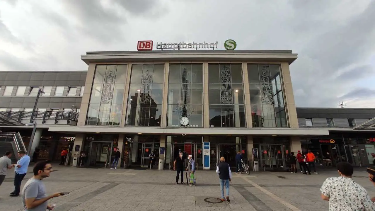 modernizm dworzec