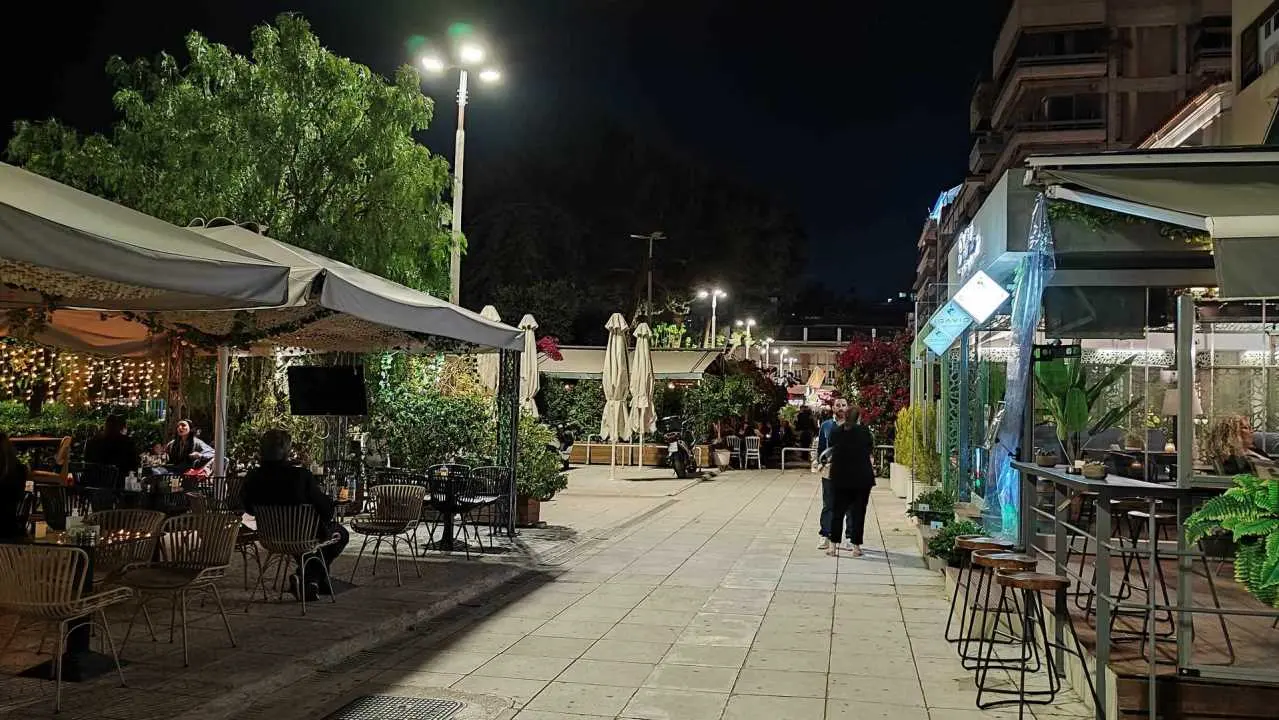 nocne zycie