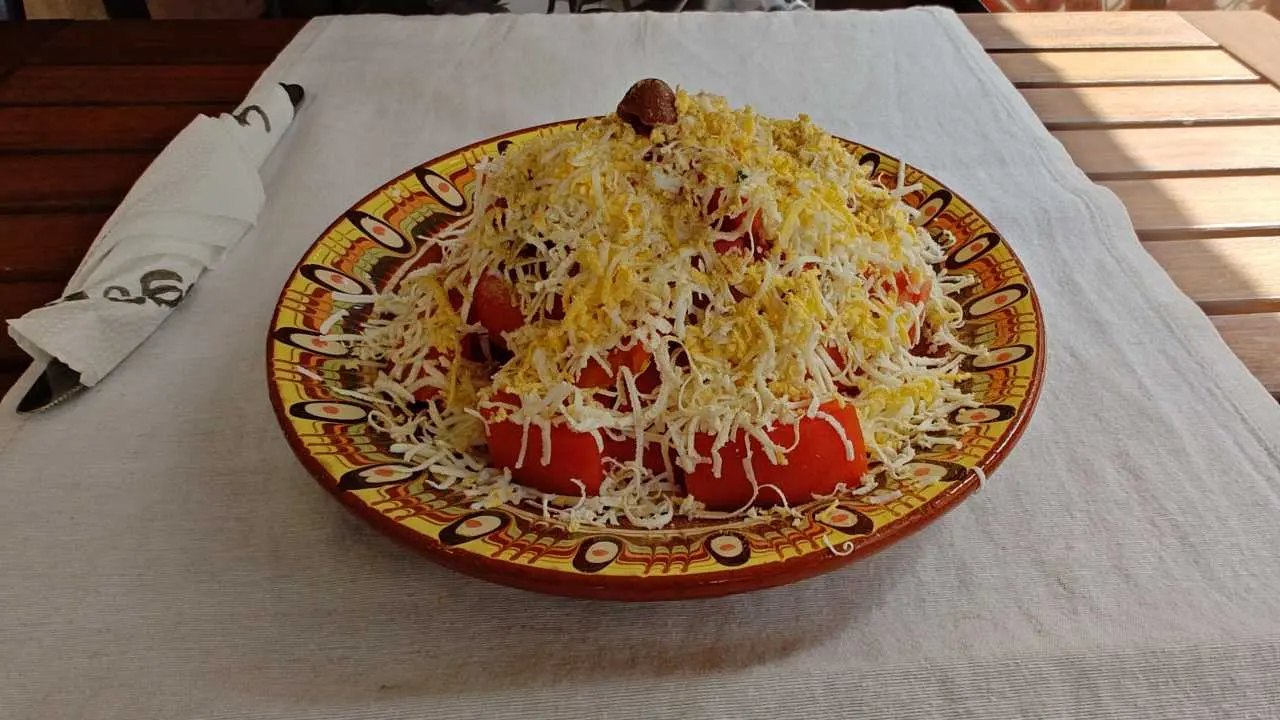 salatka karakachanska