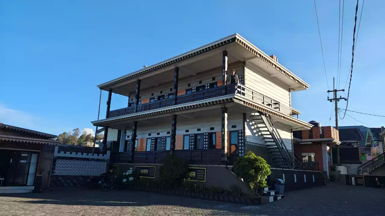 Parama Bromo (Cemoro Lawang)