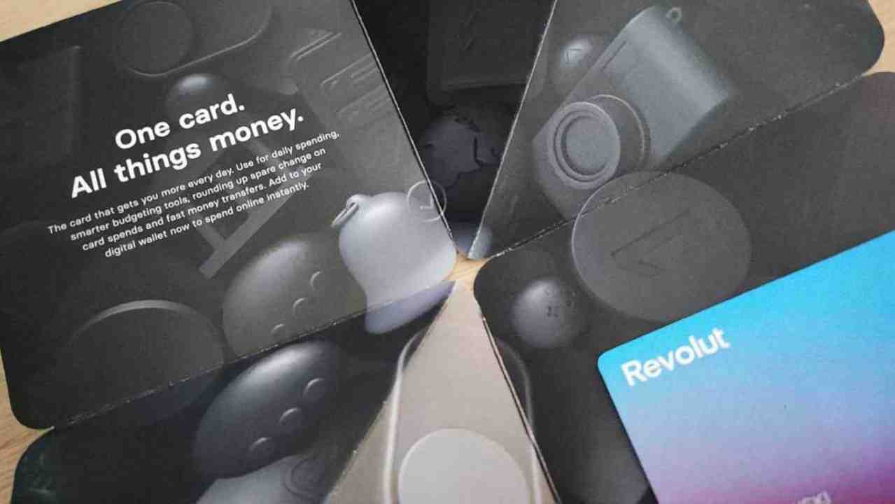 Revolut w podróży