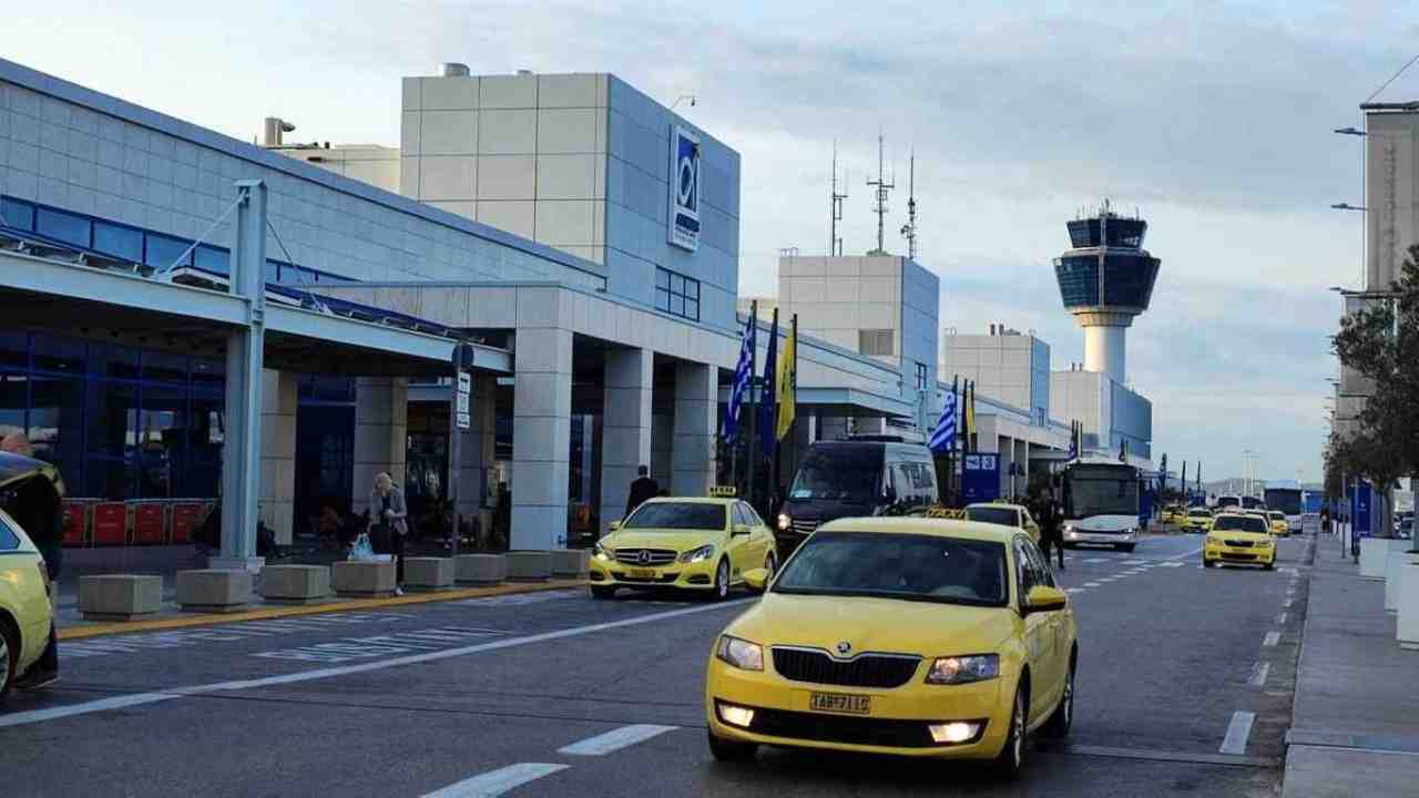 Port lotniczy Ateny (ATH)