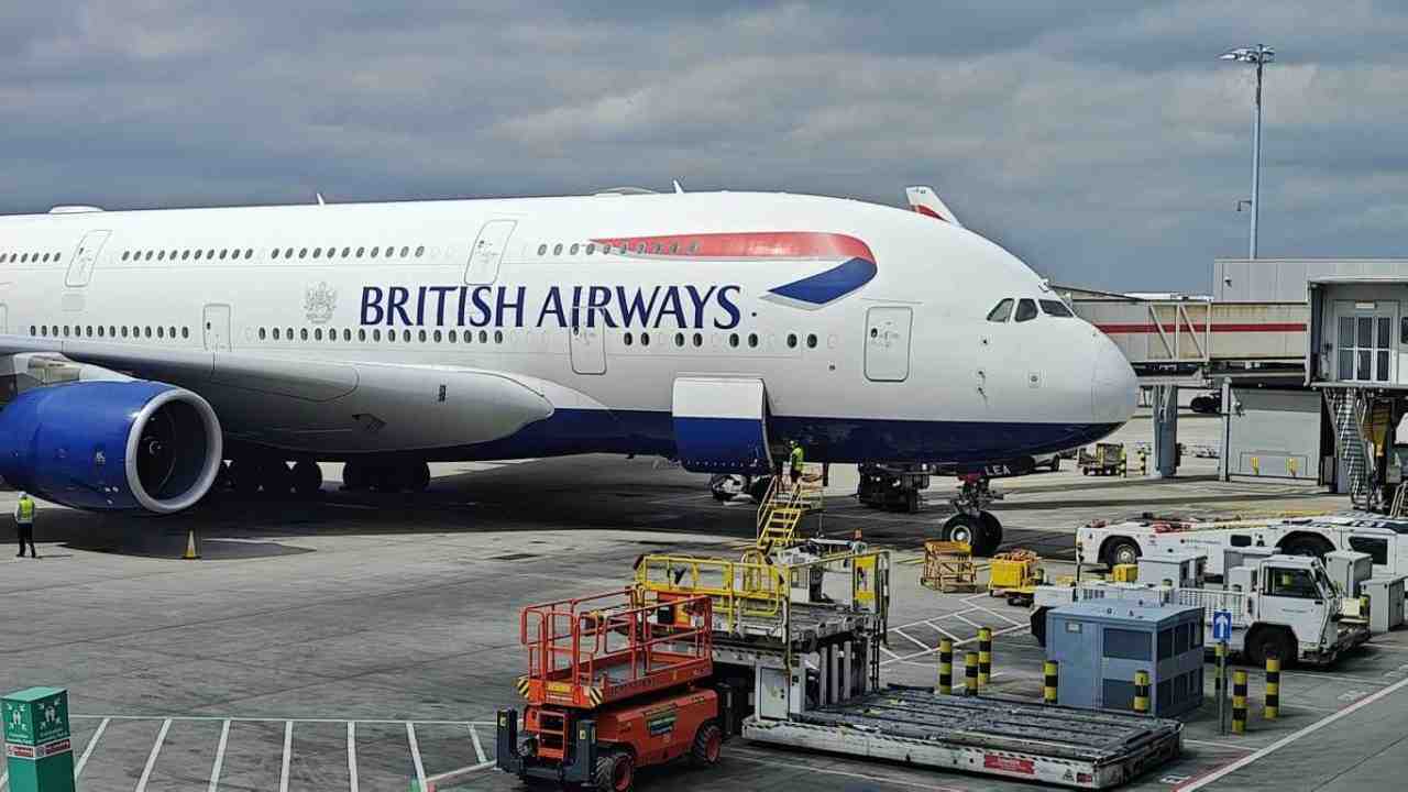 Lot największym pasażerskim samolotem świata