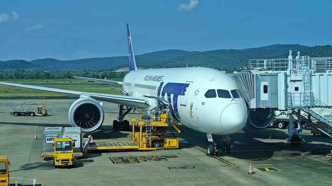 Lot samolotem LOT Dreamliner (Rainbow)