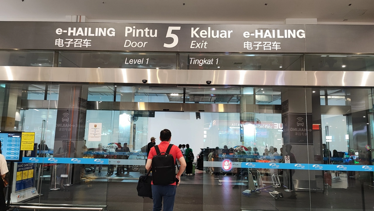 ehailing gate 5