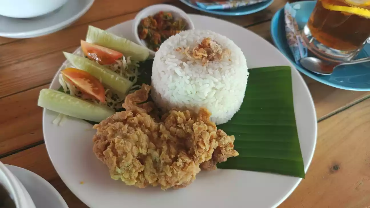 ayam goreng