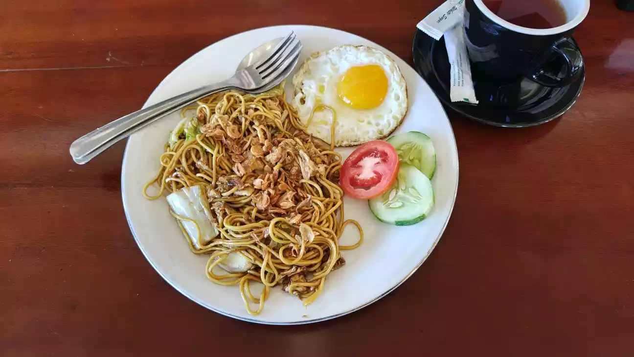 sniadanie mie goreng