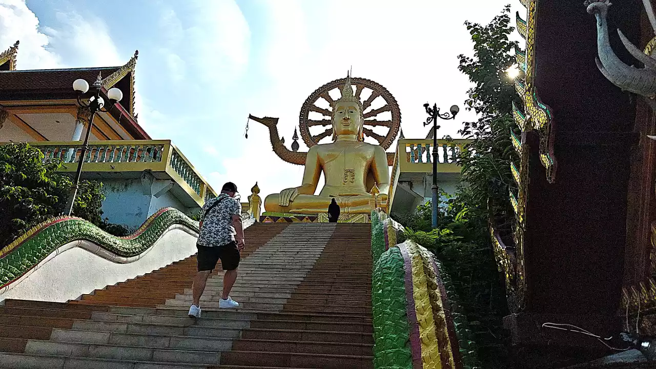 wat phra yai schody
