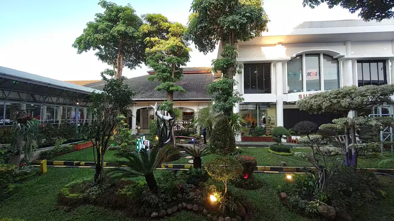 dworzec surabaya
