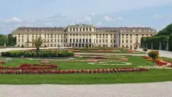 Schönbrunn na weekend: jedziemy do Austrii - wsiadajcie z nami do pociągu Porta Moravica