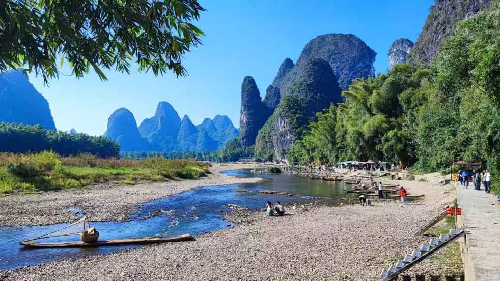 Niedawno opublikowane: Chiny przedłużają politykę bezwizową dla 45 krajów